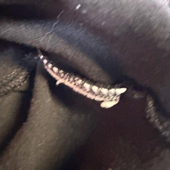 The North Face Rainbow Logo T-Shirt Womens Medium Black Graphic EUC - Picture 5 of 8